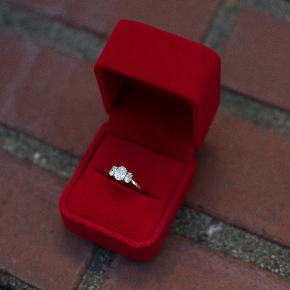 Jewelry - Moissanite Oval Stones Engagement Wedding Ring 14K